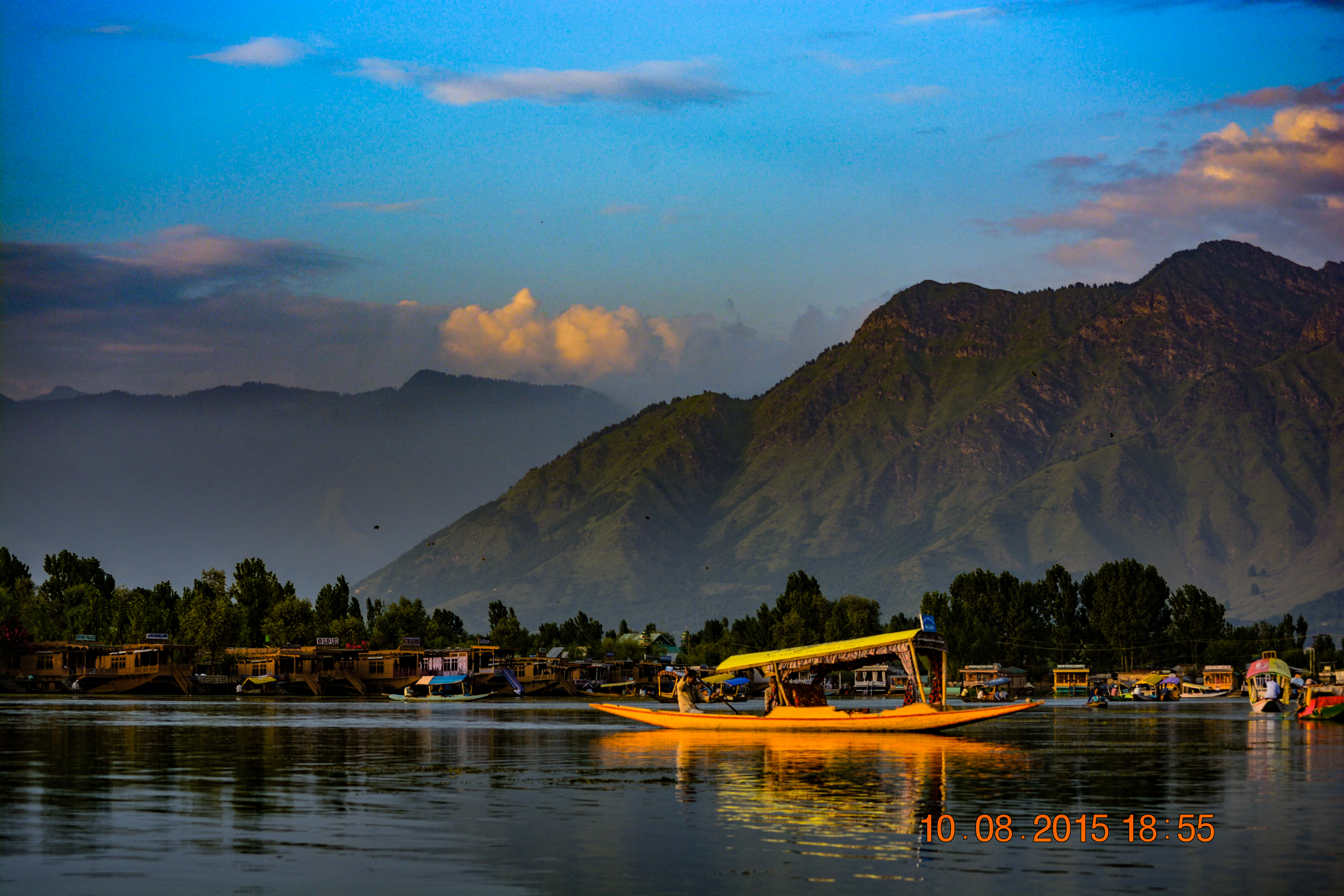 Kashmir Special (Mughal Gardens, Gulmarg & Pahalgam)