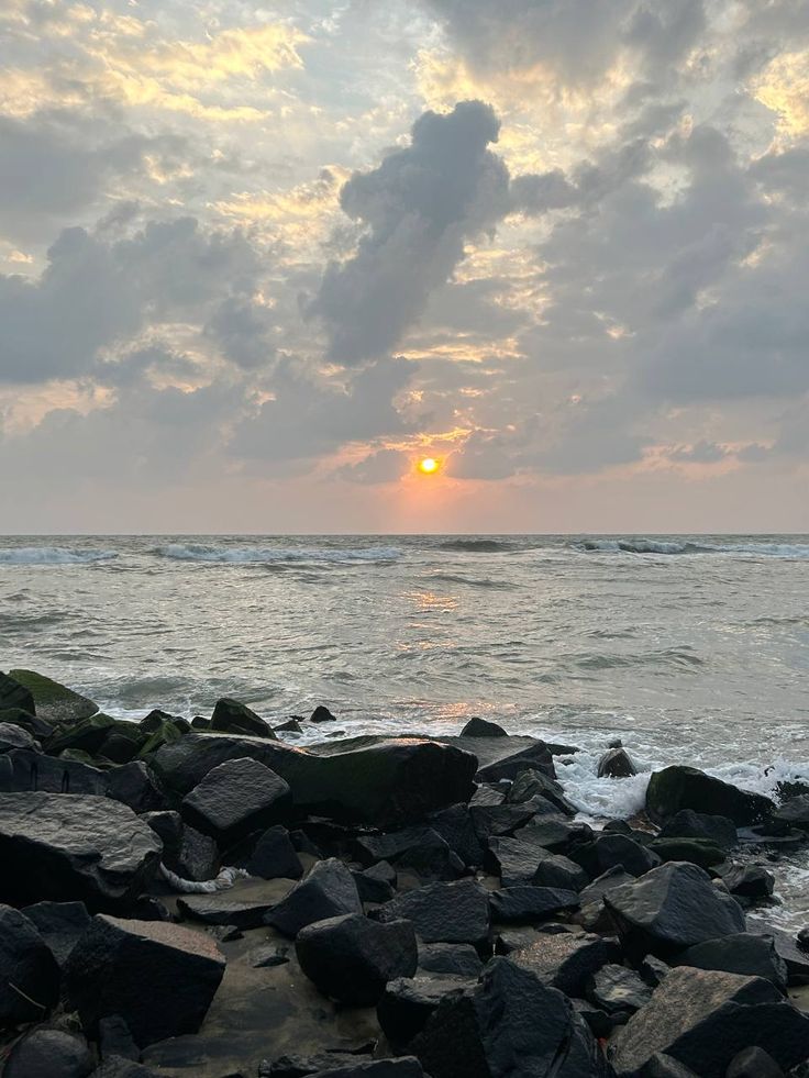 Pondicherry Surfing, Paradise Beach & Boho Vibe